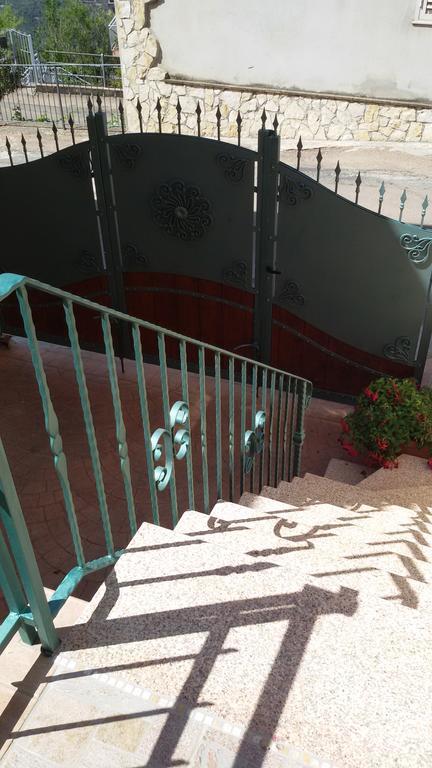 B&B Issicoro เบาเนย์ ภายนอก รูปภาพ
